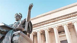 Columbia: Νωρίτερα αποφοιτούν οι τελειόφοιτοι Ιατρικής για να συστρατευθούν κατά του SARS-CoV-2